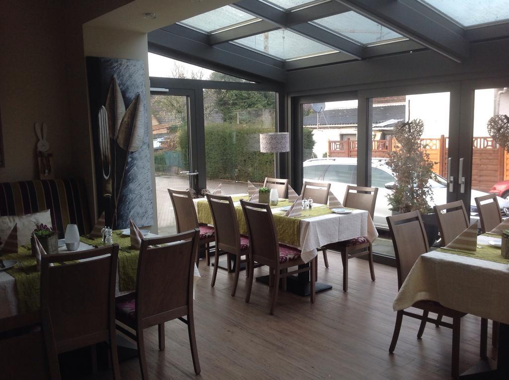 Hotel Restaurant Haus Odendahl Кёльн Экстерьер фото